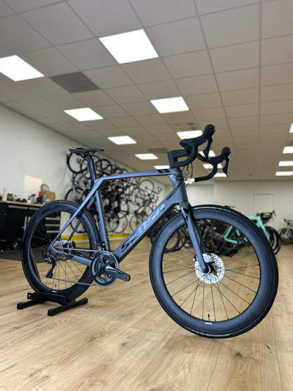 Sensa Giulia Evo Carbon Disc Racefiets