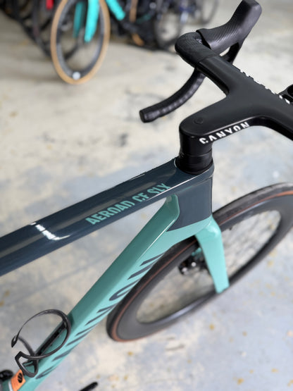 Canyon Aeroad CF SLX AXS Carbon Racefiets