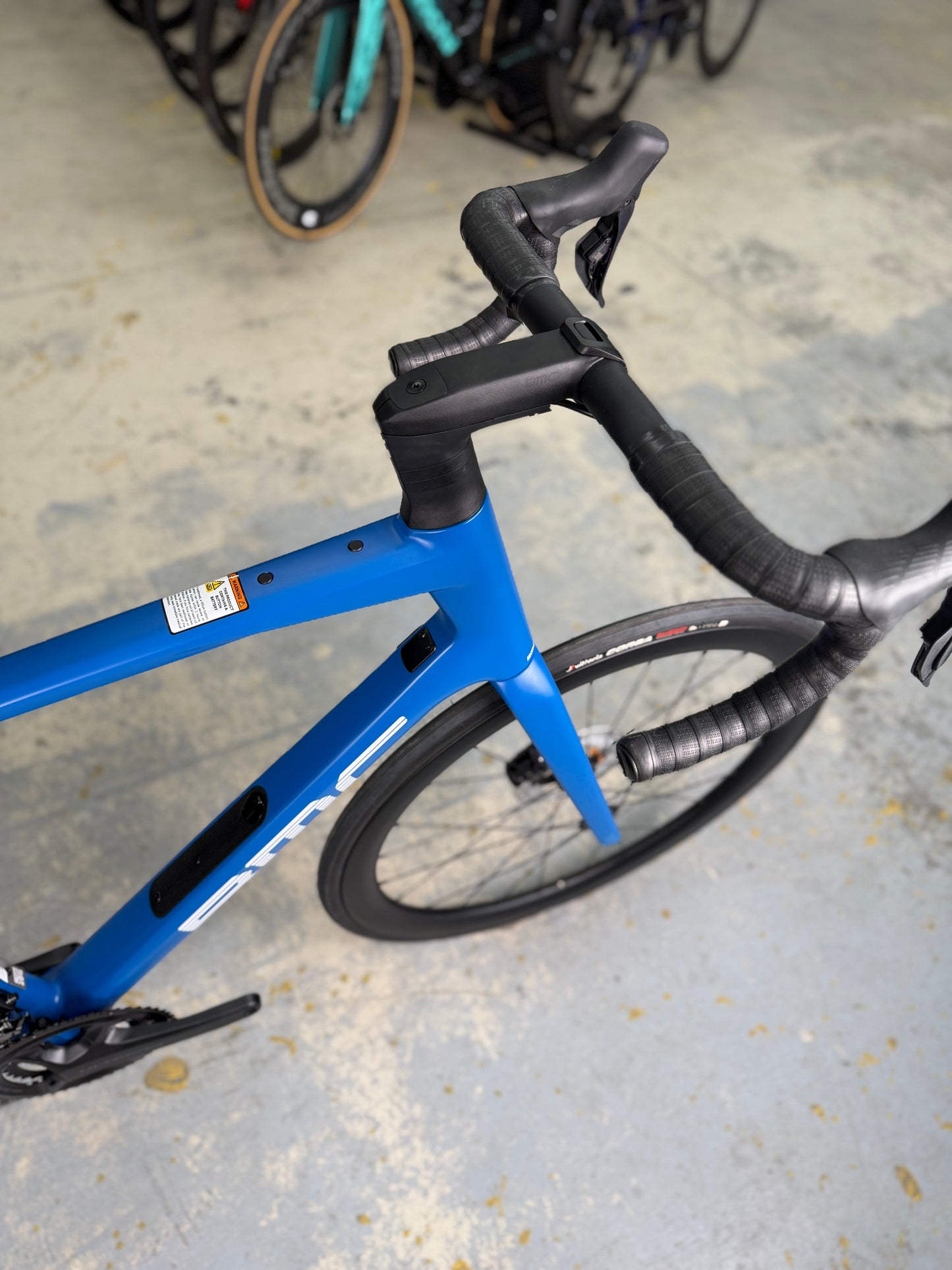 NIEUW BMC Roadmachine Di2 Carbon Racefiets