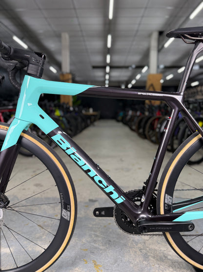 Bianchi Specialissima Pro Di2 Carbon Racefiets