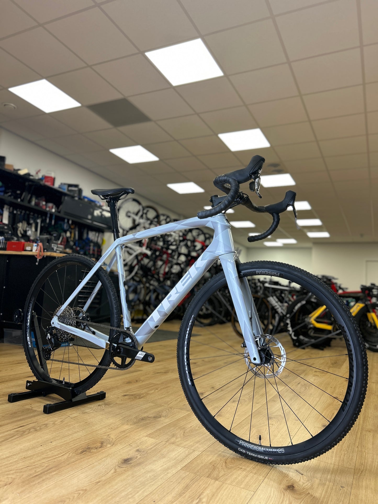 100km Trek Boone 5 Carbon Road Bike