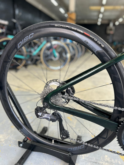 Apex Soniq Di2 Carbon Road Bike