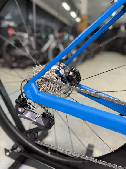 NIEUW BMC Roadmachine Di2 Carbon Racefiets