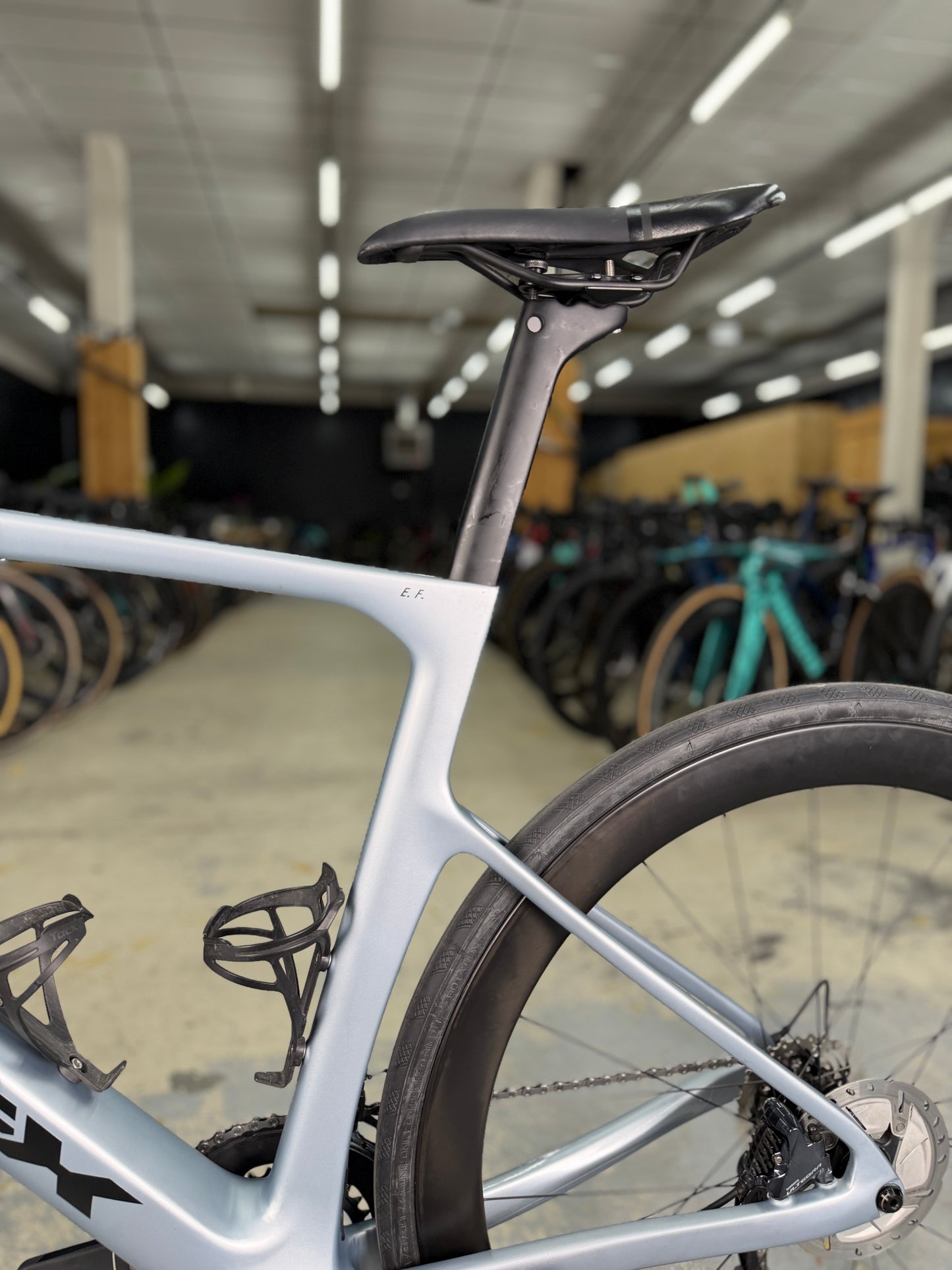 Apex Flare Carbon Racefiets