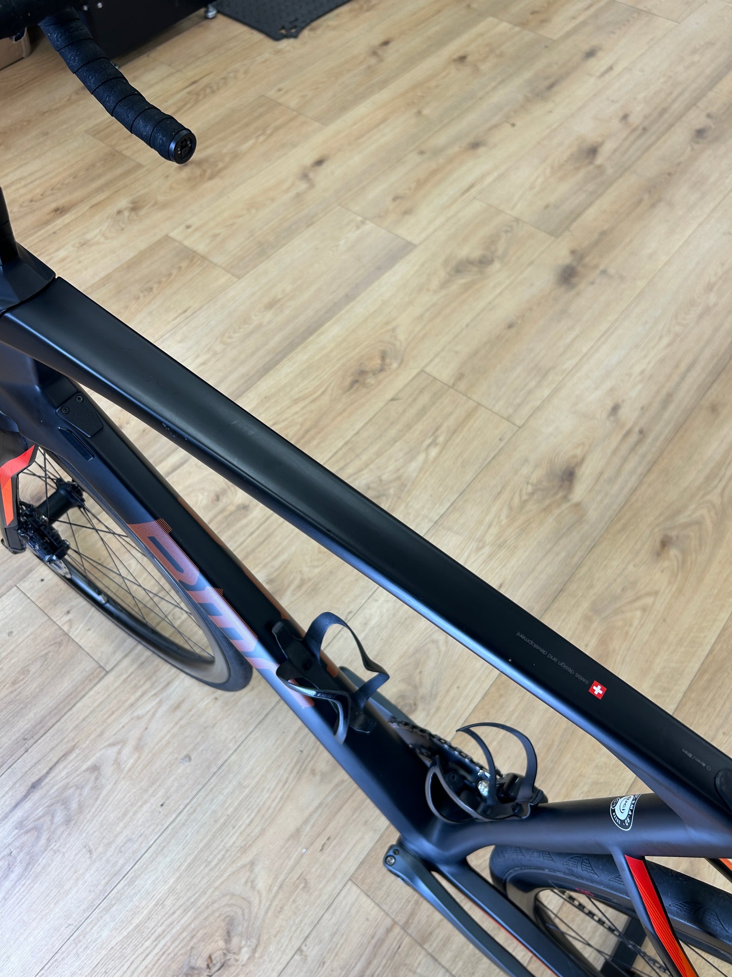 1000 km BMC Roadmachine 01 Di2 Carbon Racefiets