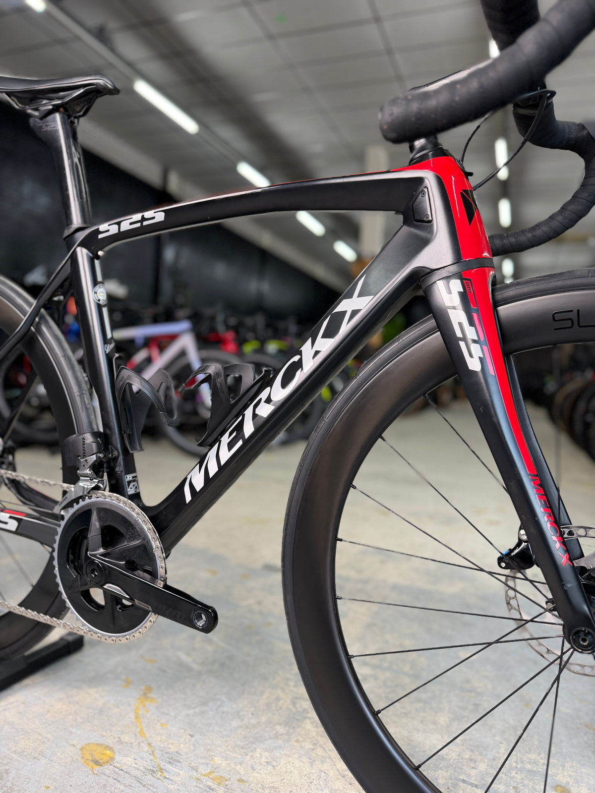 Eddy Merckx 525 AXS Carbon Racefiets