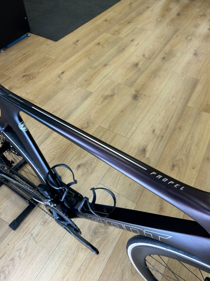 Giant Propel Advanced Pro 1 AXS Carbon Road Bike
