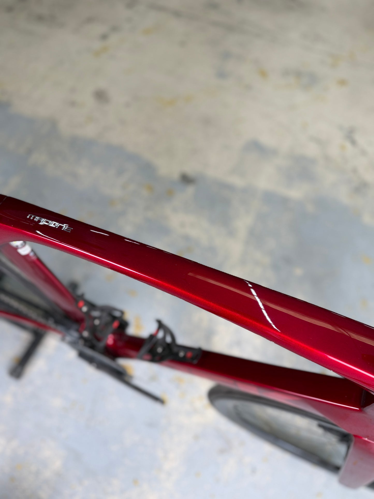 1000km Trek Madone SLR7 eTap Carbon Racefiets