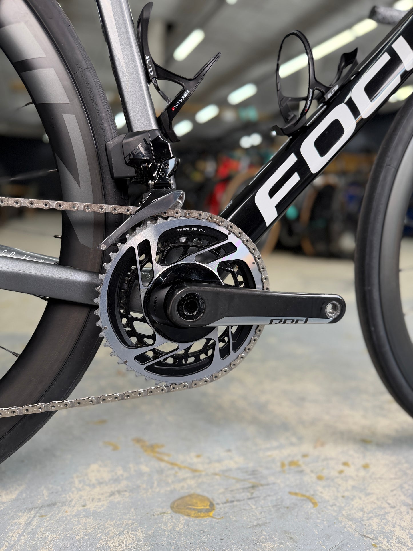 Focus Izalco Max SRAM RED eTap Carbon Racefiets