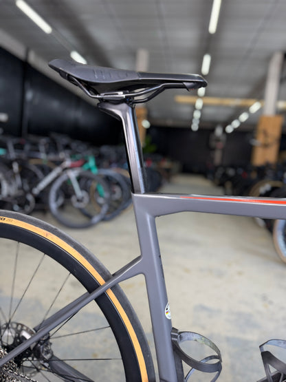 BMC Teammachine SLR TWO Di2 Carbon Racefiets