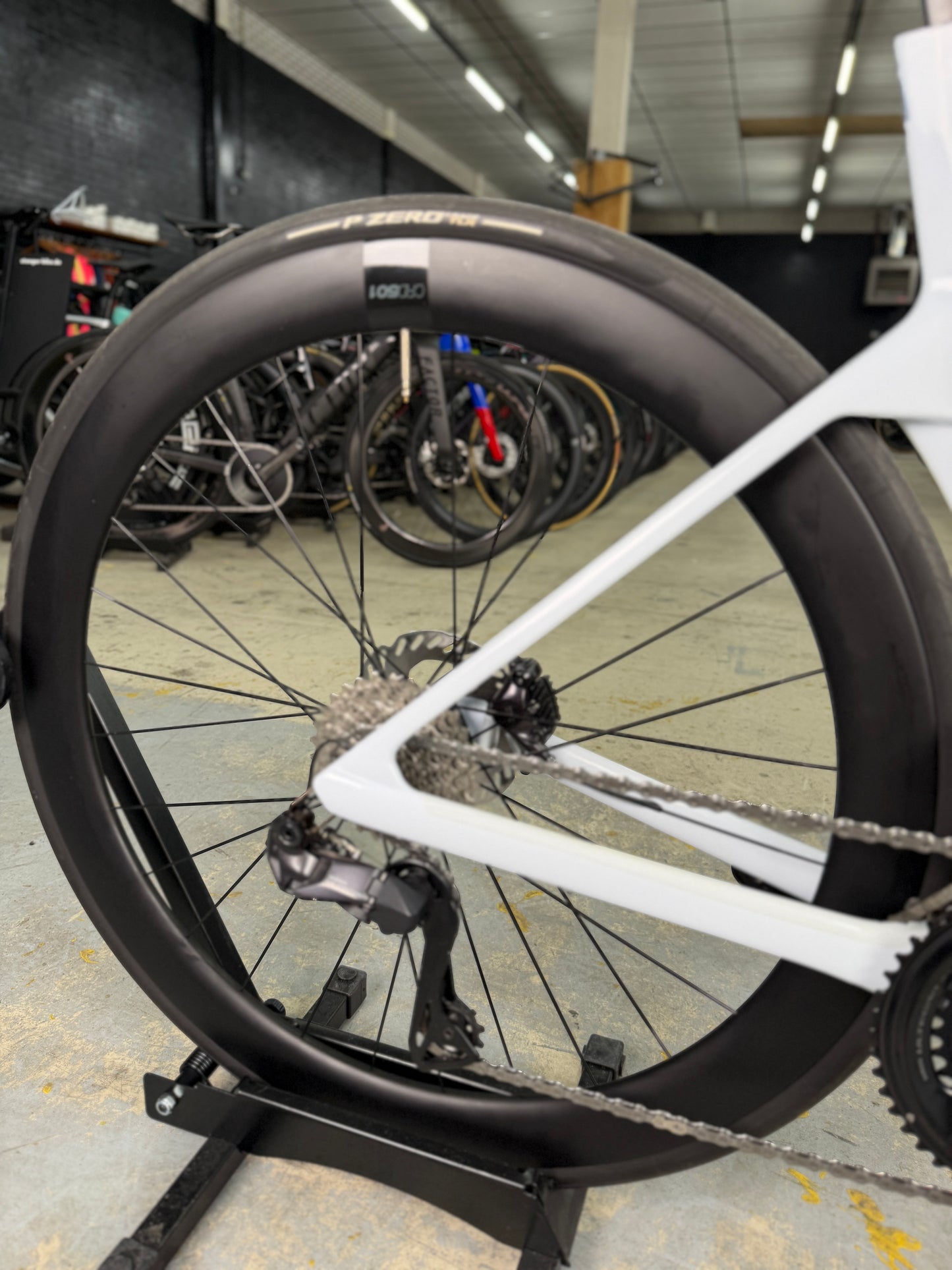 1000km BMC TeamMachine R01 Di2 Carbon Racefiets