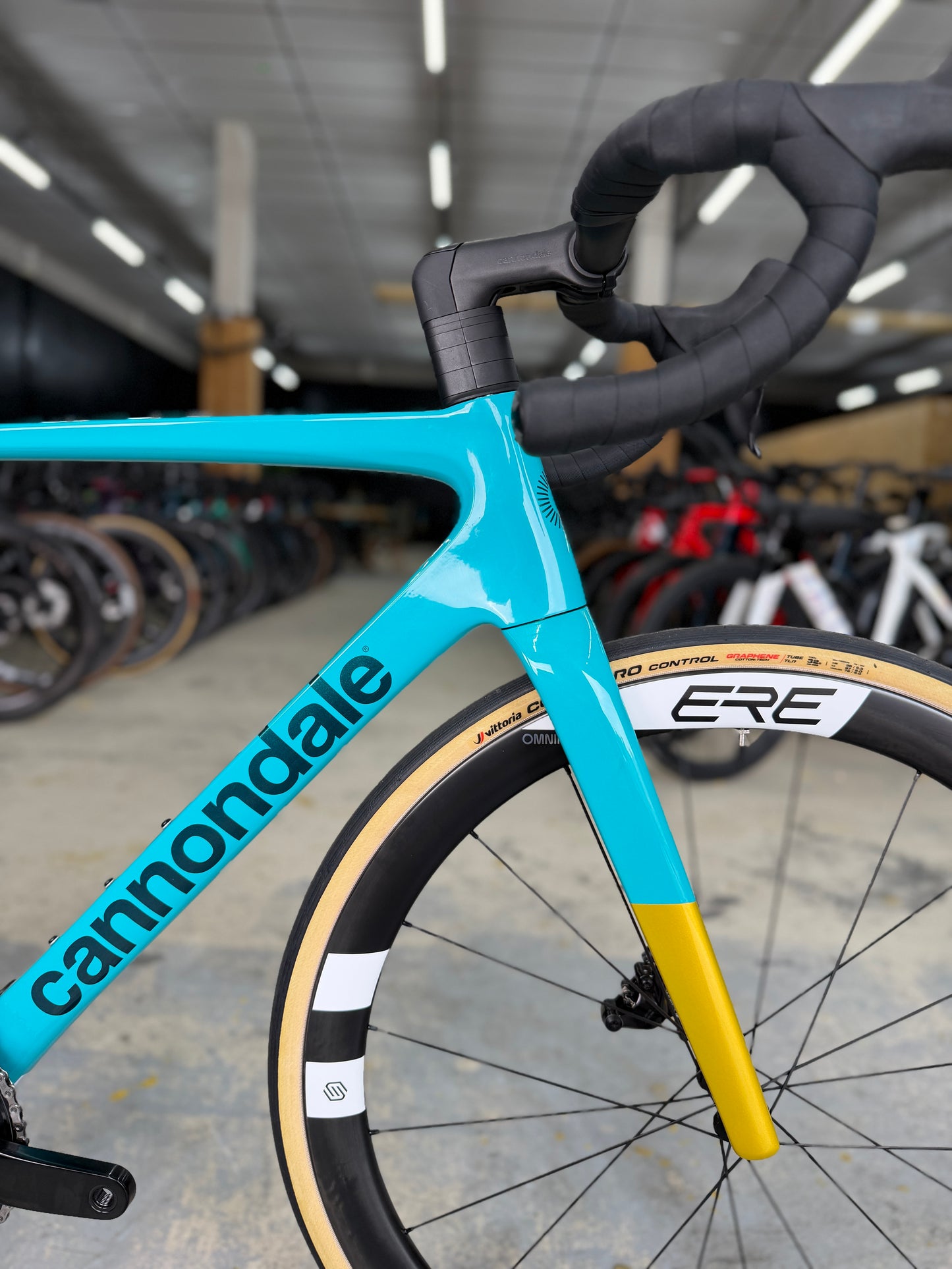 NIEUW Cannondale SuperSix EVO 3 Di2 Carbon Racefiets