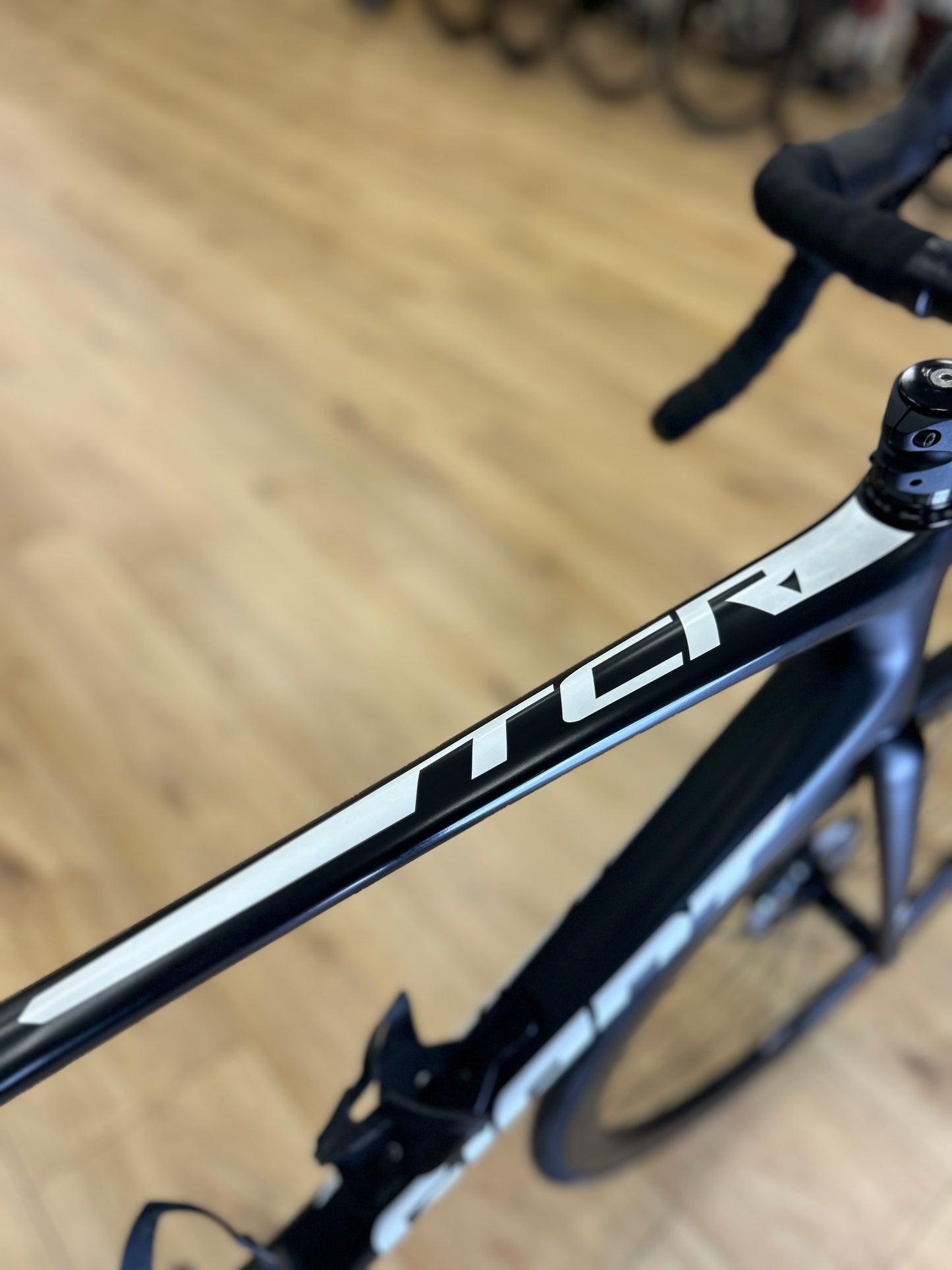 Giant TCR Disc Team CCC Carbon Racefiets