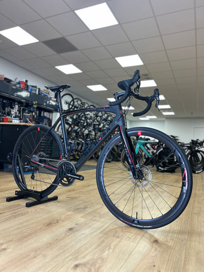 The Rosa Idol Carbon Racing Bike