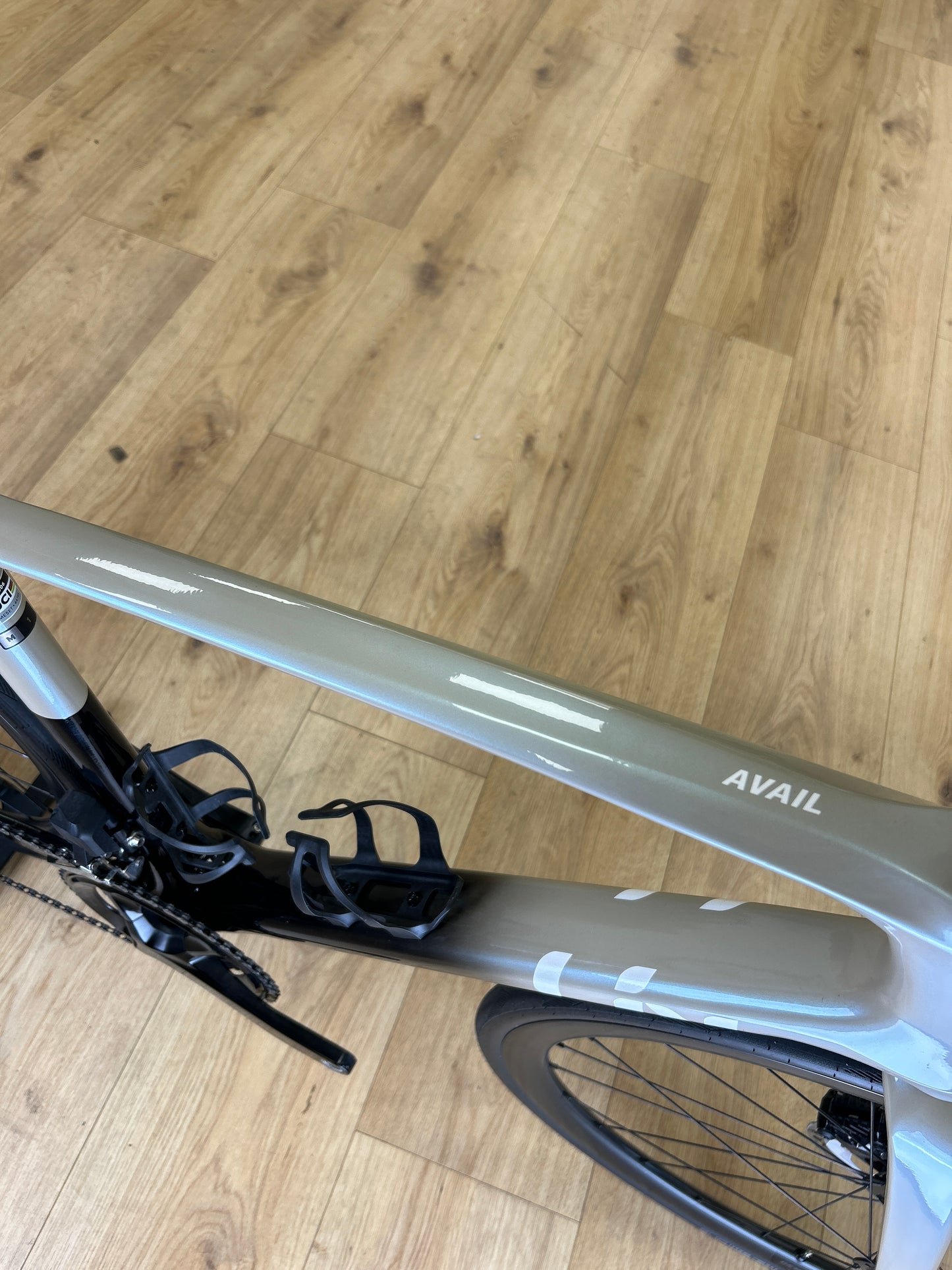 Liv Avail DI2 Carbon Disc Racefiets