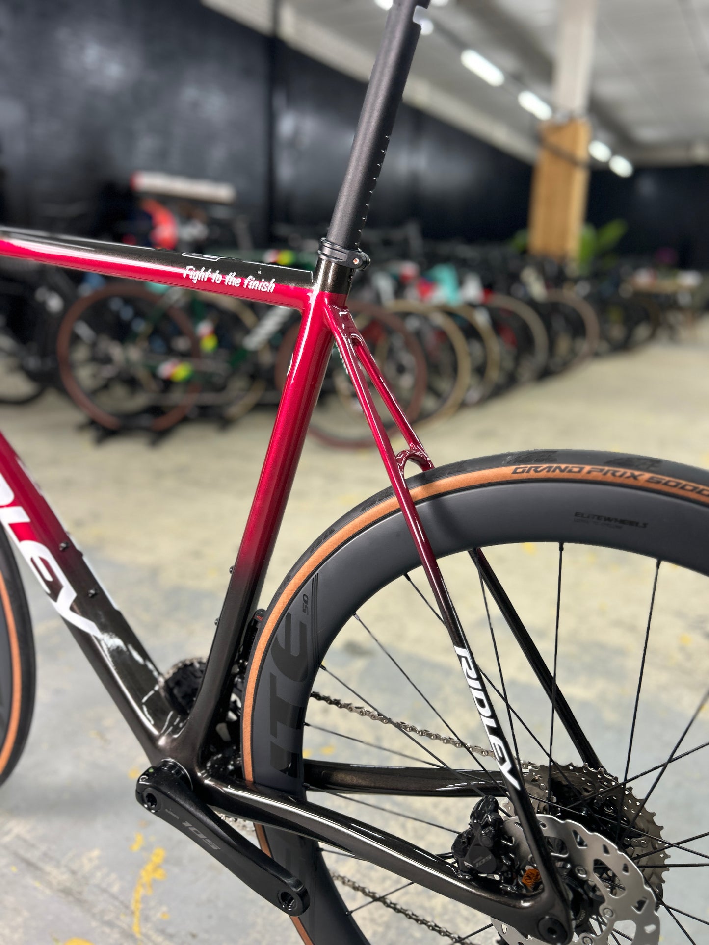 Showroom model Ridley Helium SLX Di2 Carbon Race Bike