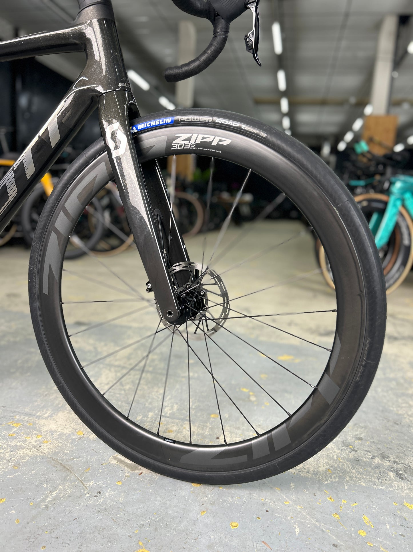 Scott Addict 10 AXS Carbon Road Bike