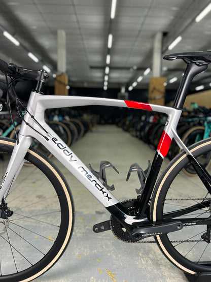 Eddy Merckx San Remo 76 Carbon Racing Bike