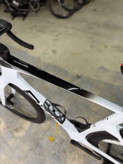 1000km BMC TeamMachine R01 Di2 Carbon Racefiets