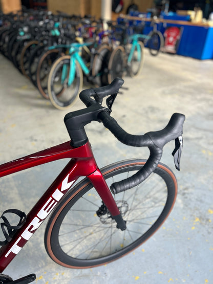 Trek Madone SL6 Di2 Carbon Road Bike