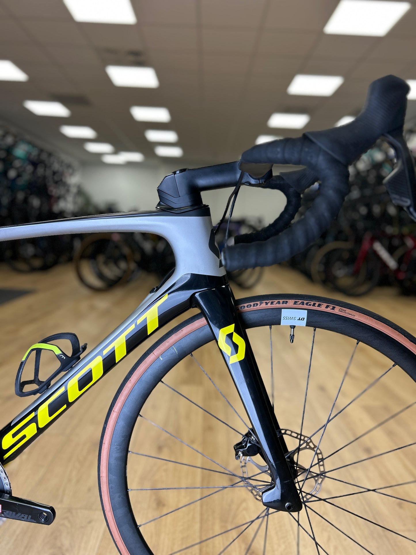 Scott Foil RC AXS Carbon Road Bike