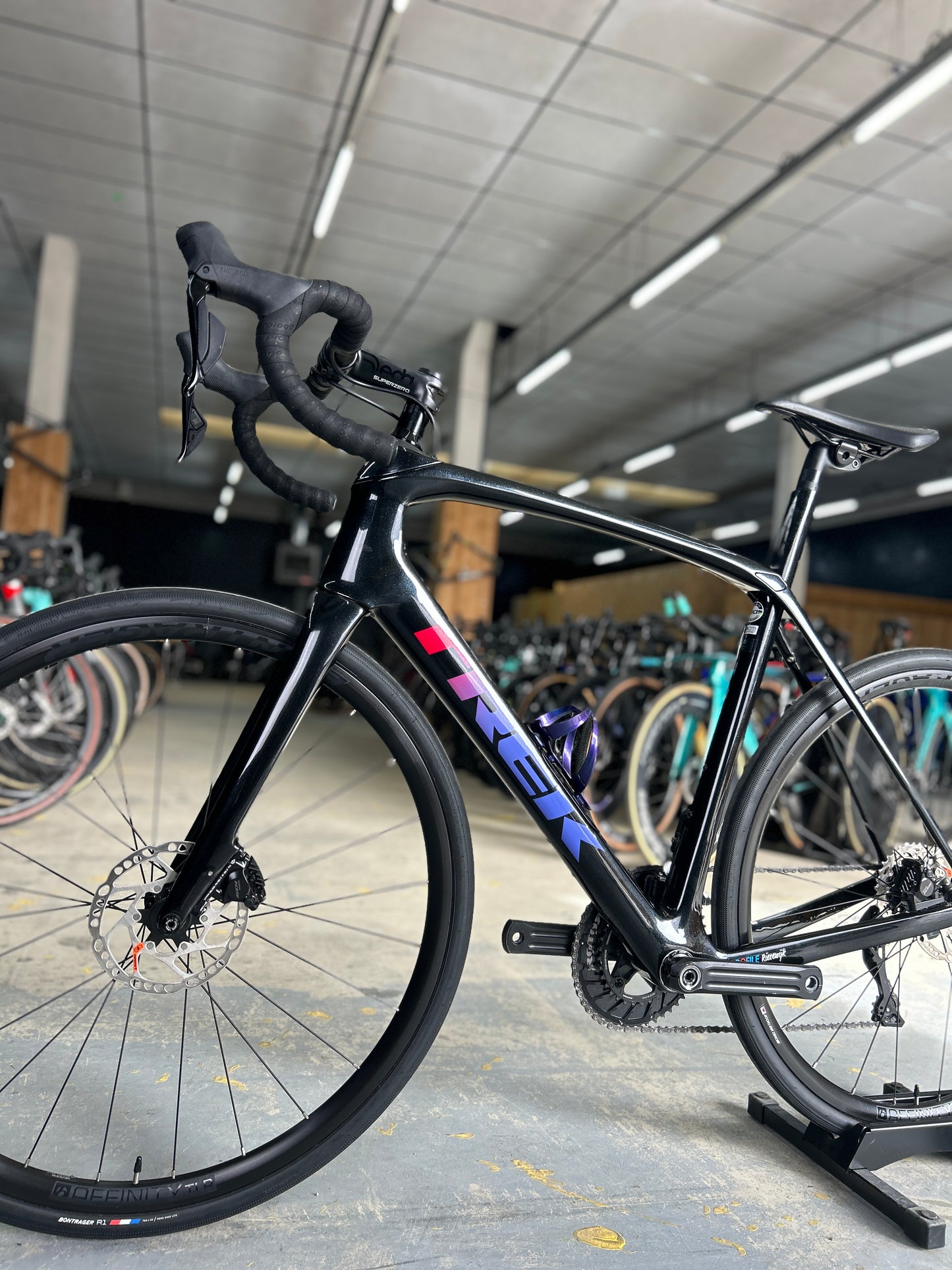 Trek Domane SL4 Di2 Carbon Road Bike