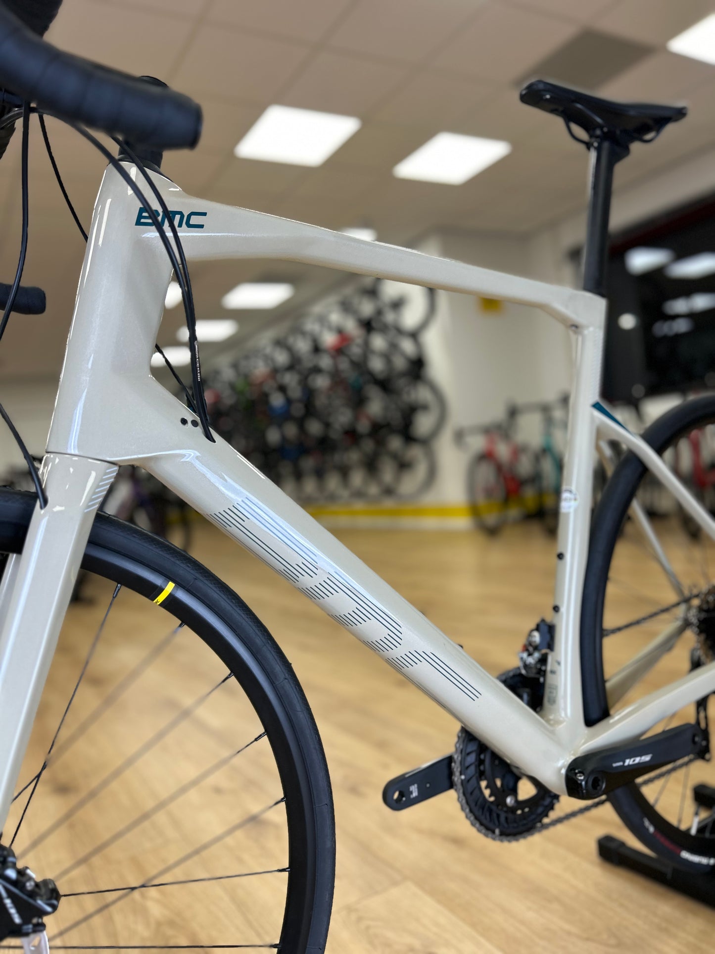 NEW - BMC Road Machine Carbon Disc Racefiets