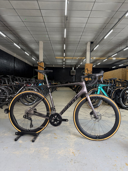 Giant Defy Advanced 1 Di2 Carbon Racefiets