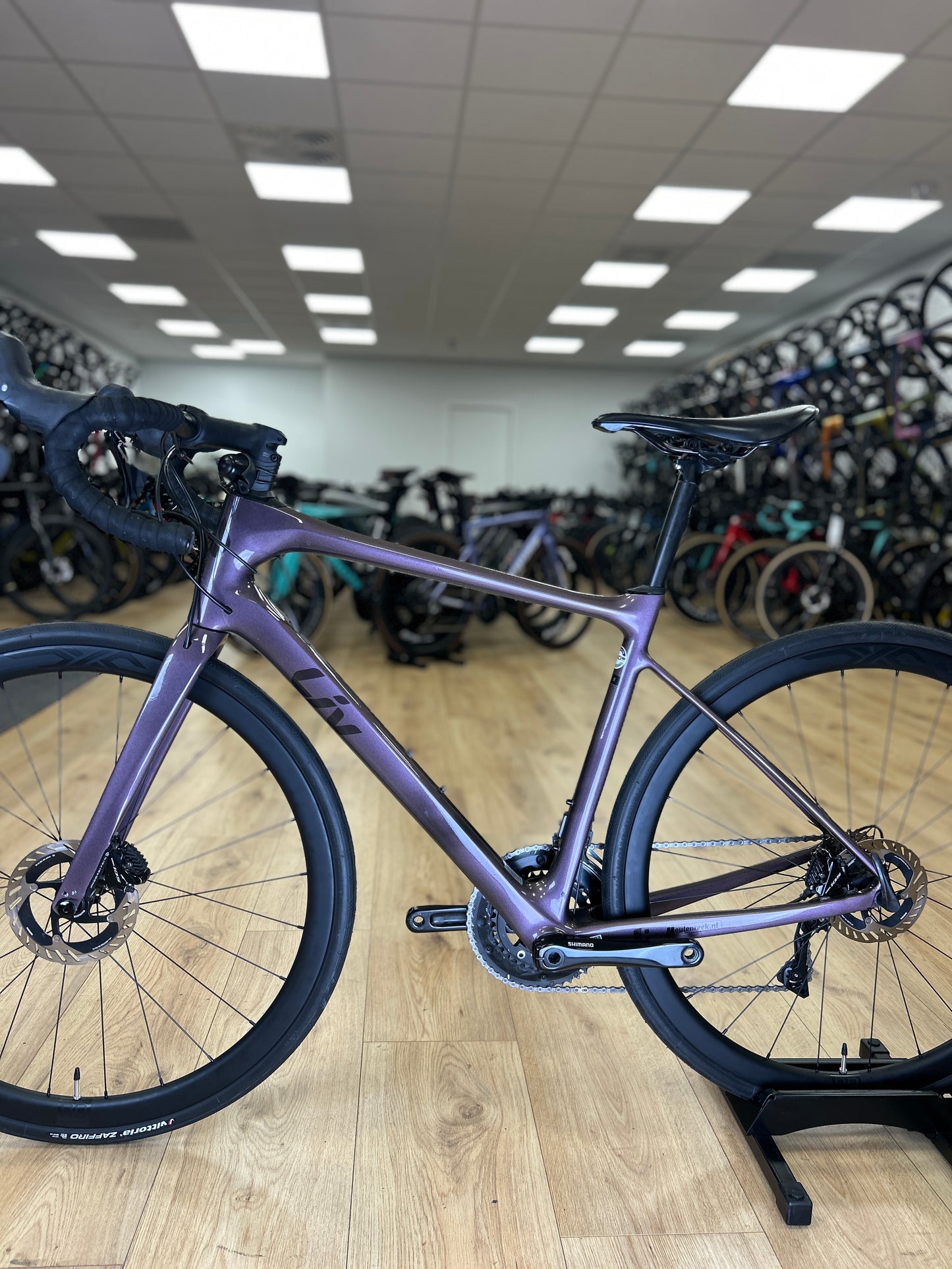Liv Avail Advanced 1 Carbon Road Bike