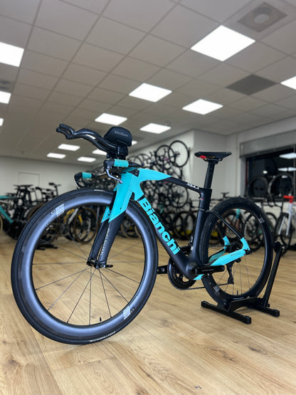 Bianchi Aquila CV Di2 Carbon Road Bike