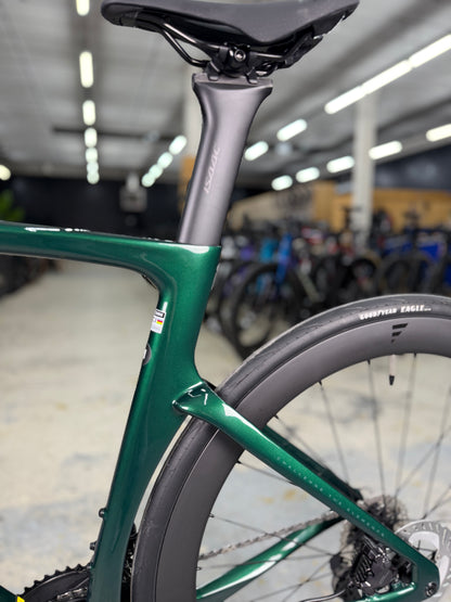 NIEUW Isaac Meson Di2 Carbon Racefiets