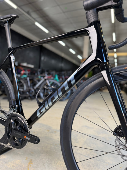 NIEUW Giant TCR Advanced Pro Di2 Carbon Racefiets