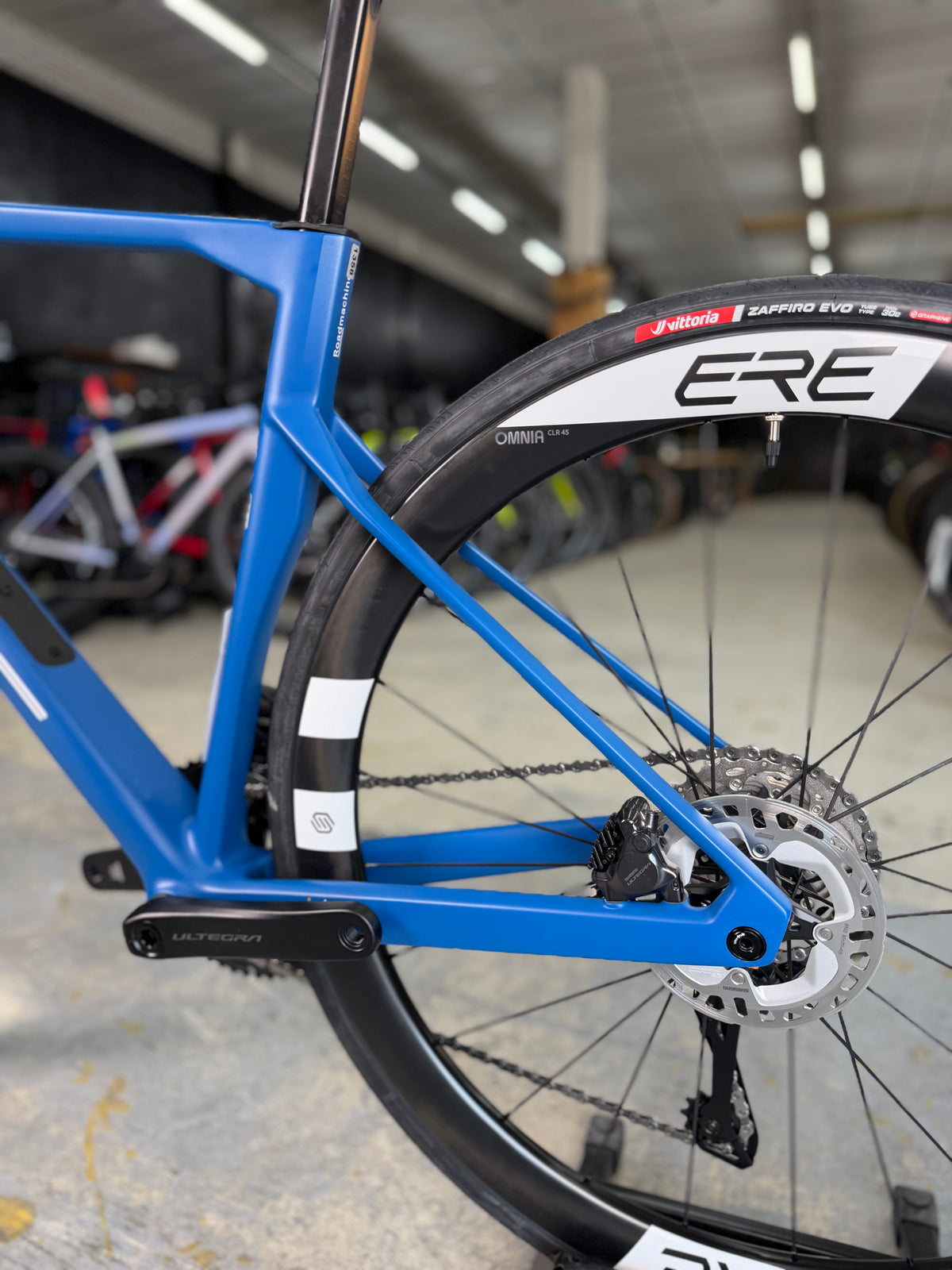 NIEUW BMC Roadmachine TWO Di2 Carbon Racefiets