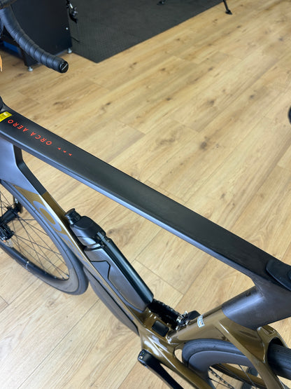 0km Showroom Model Orbea Orca Aero M30iLTD Di2 Carbon Racefiets