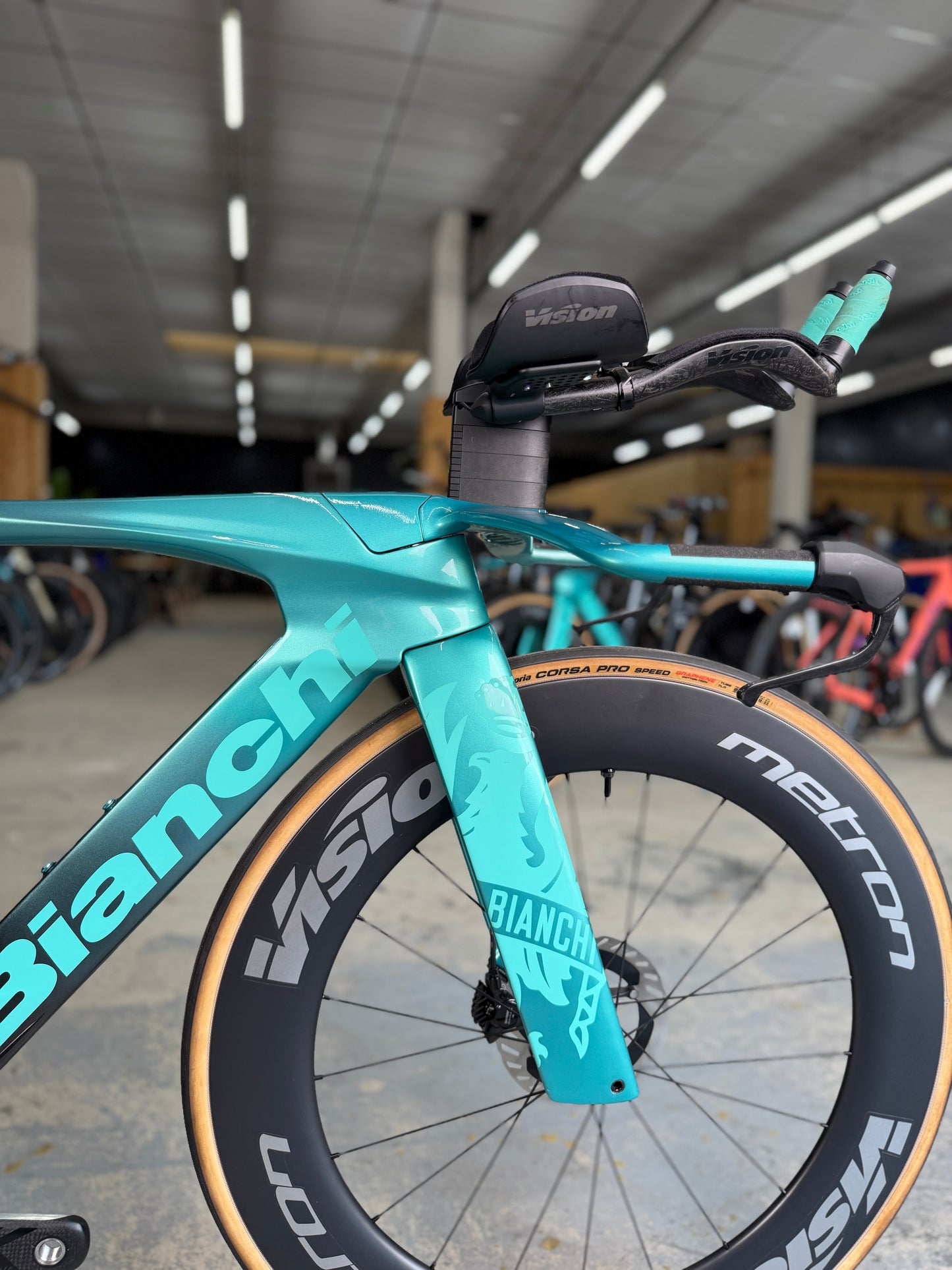 Bianchi Aquila RC Disc Di2 Carbon TT