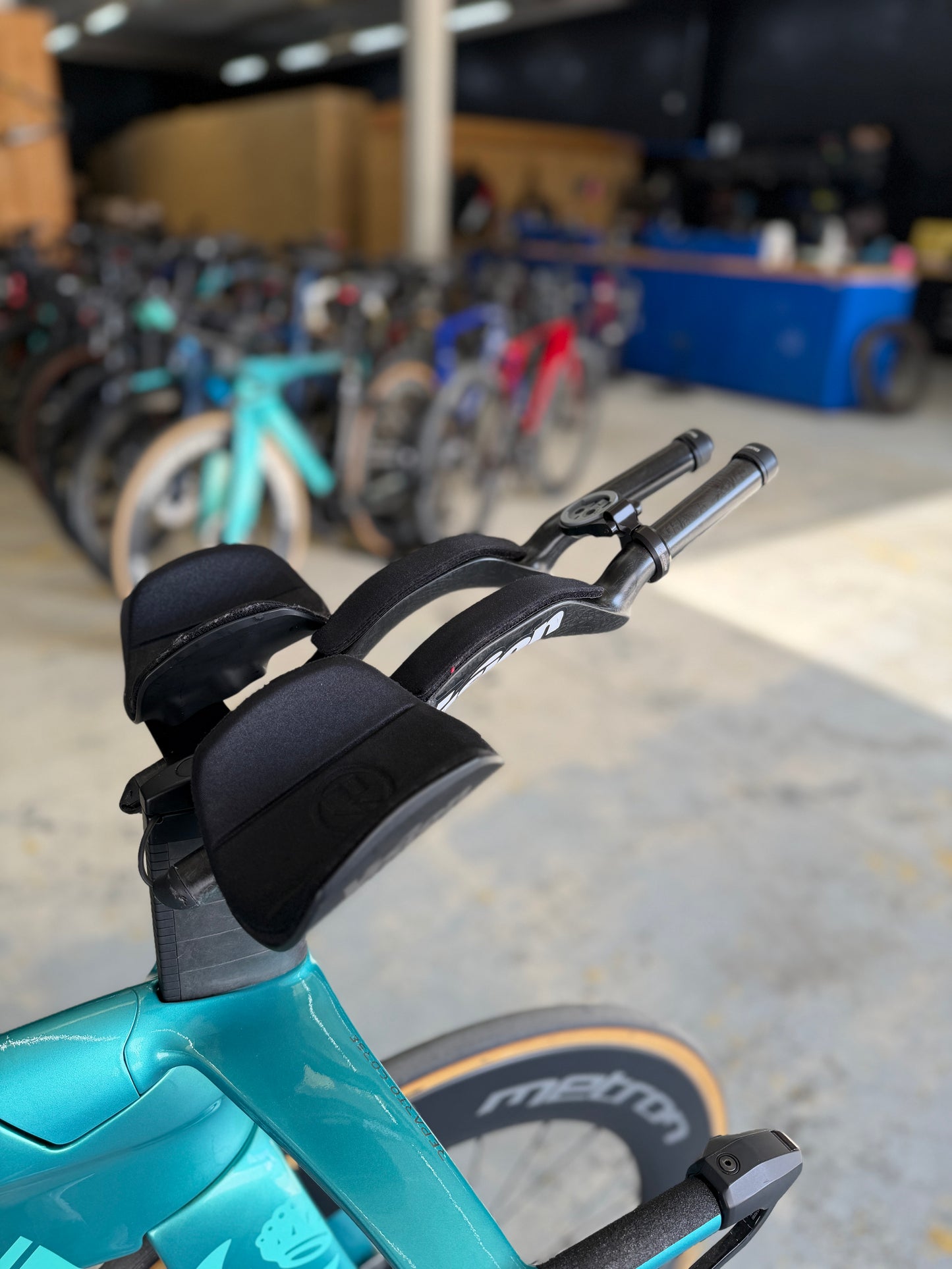Bianchi Aquila RC Disc Di2 Carbon Road Bike