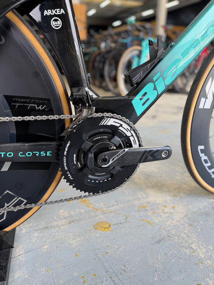 Bianchi Aquila RC Disc Di2 Carbon Road Bike
