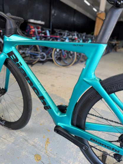 DEMO Bianchi Oltre Comp Di2 Carbon Racefiets