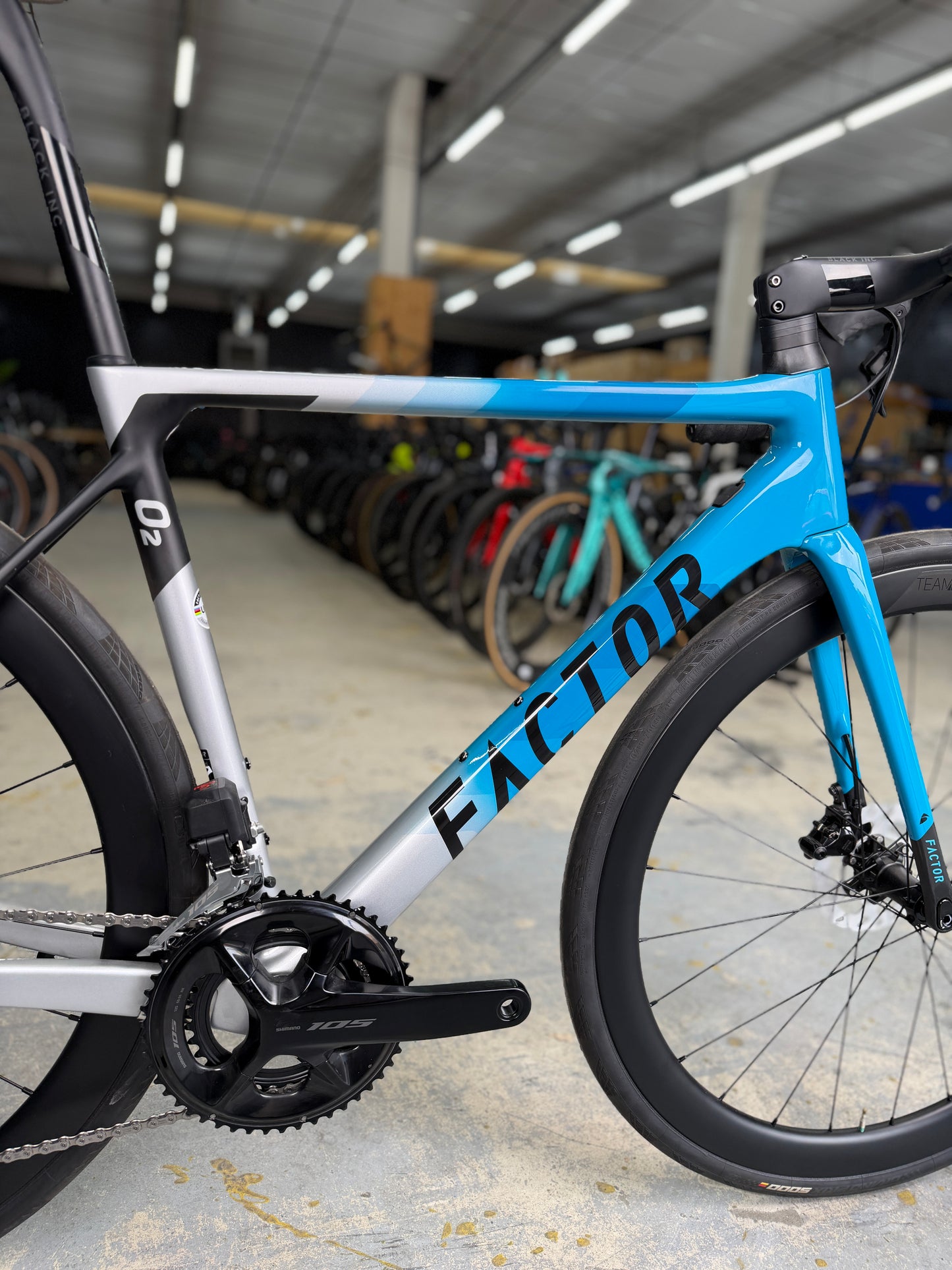 NIEUW Factor O2 Di2 Carbon Racefiets