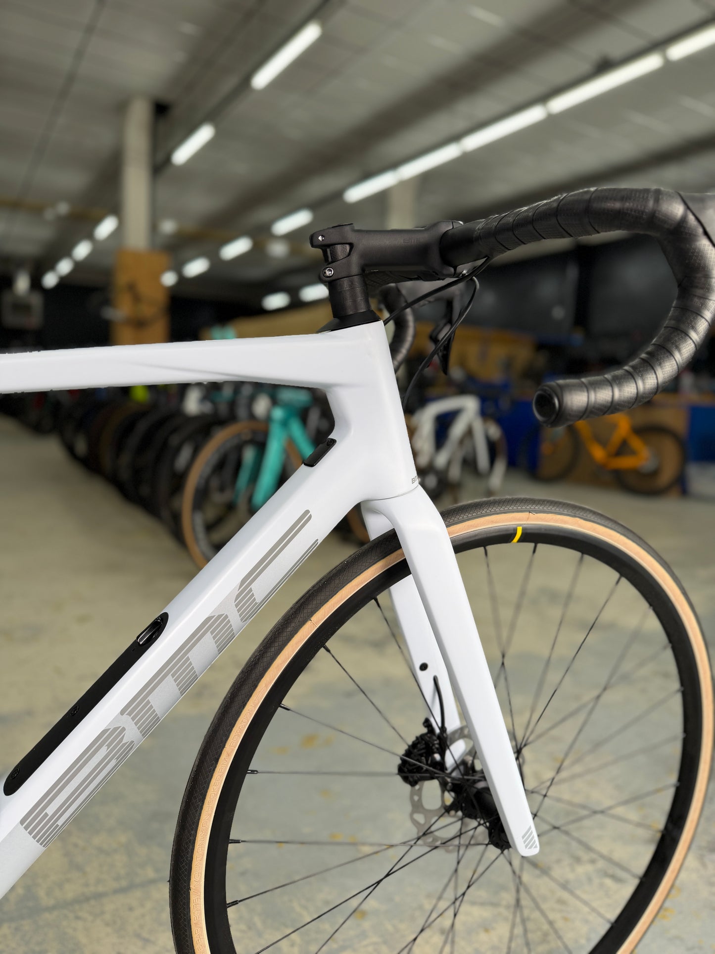 NIEUW BMC Roadmachine Four Di2 Carbon Racefiets