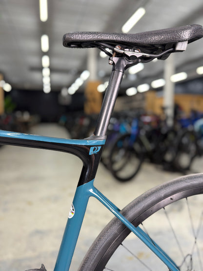 Giant Defy Carbon Racefiets