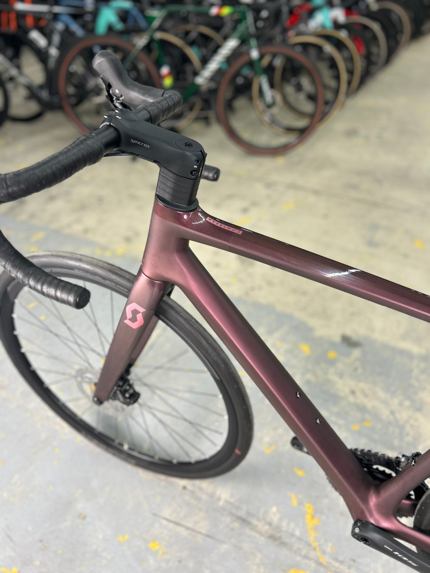 NEW Scott Contessa Addict 25 Carbon Road Bike