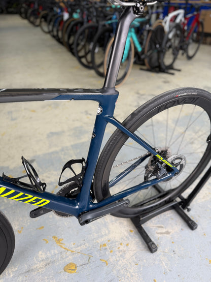 Specialized Roubaix Expert Di2 Carbon Road Bike