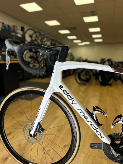 Eddy Merckx 525 Di2 Carbon Racefiets