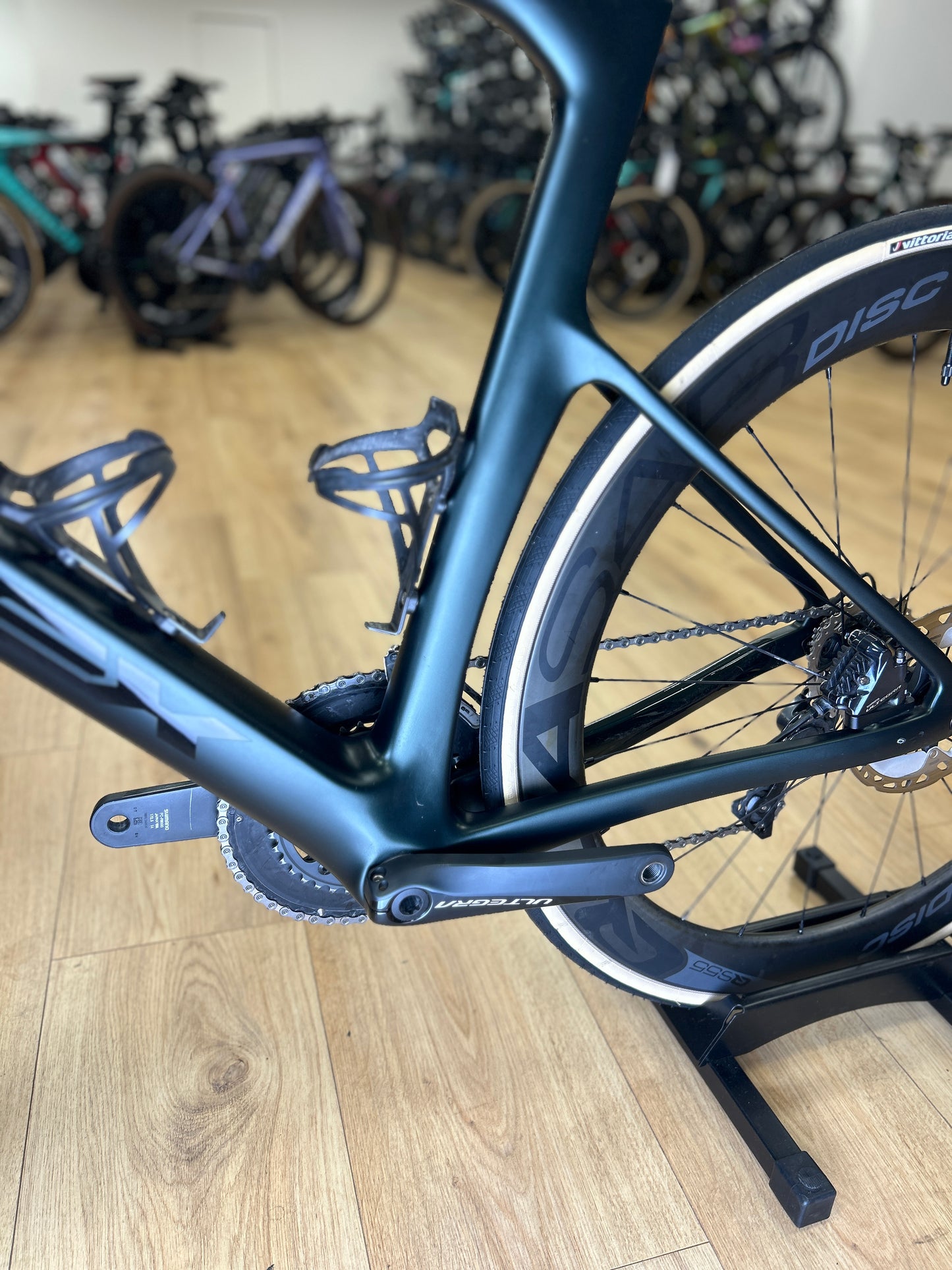 Apex Flare 3.0 Disc Carbon Racefiets