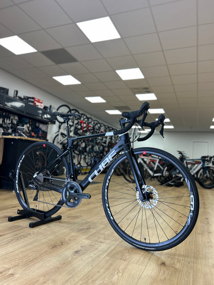Cube Agree C:62 Race Carbon Racefiets