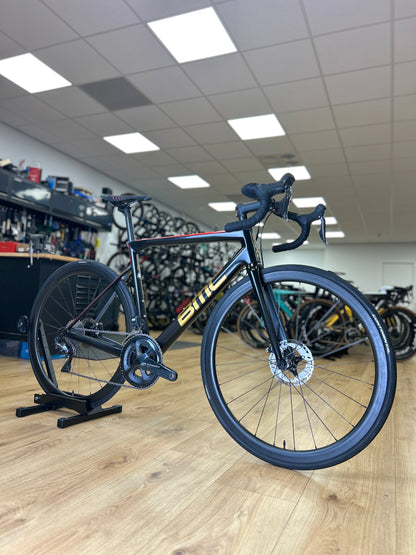 BMC Teammachine SLR02 Di2 Carbon Road Bike