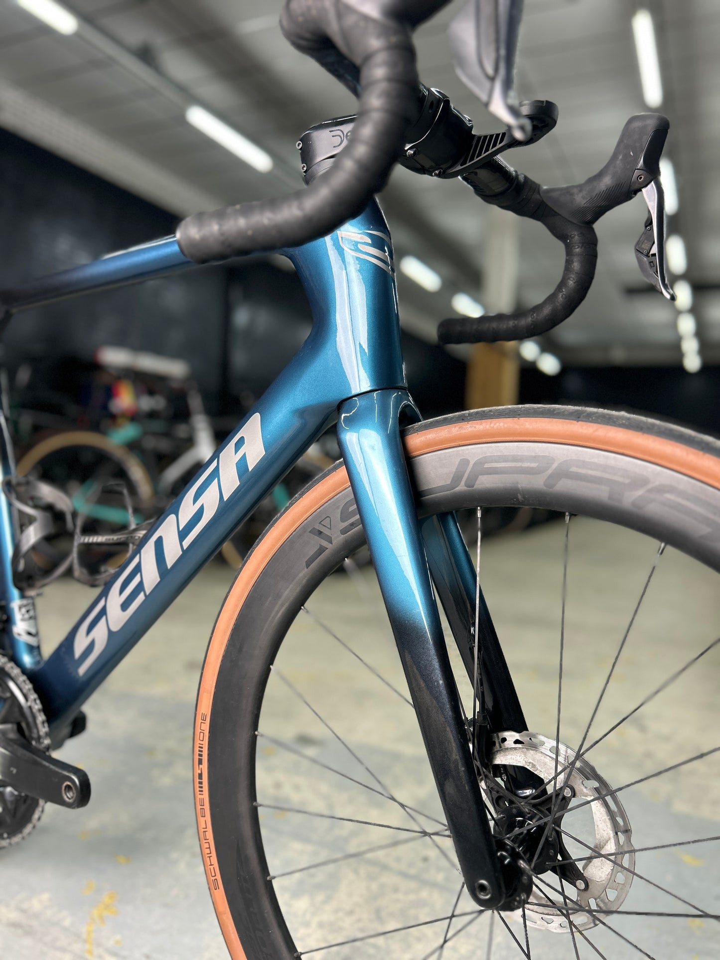 Sensa Giulia Supremo Di2 Carbon Road Bike