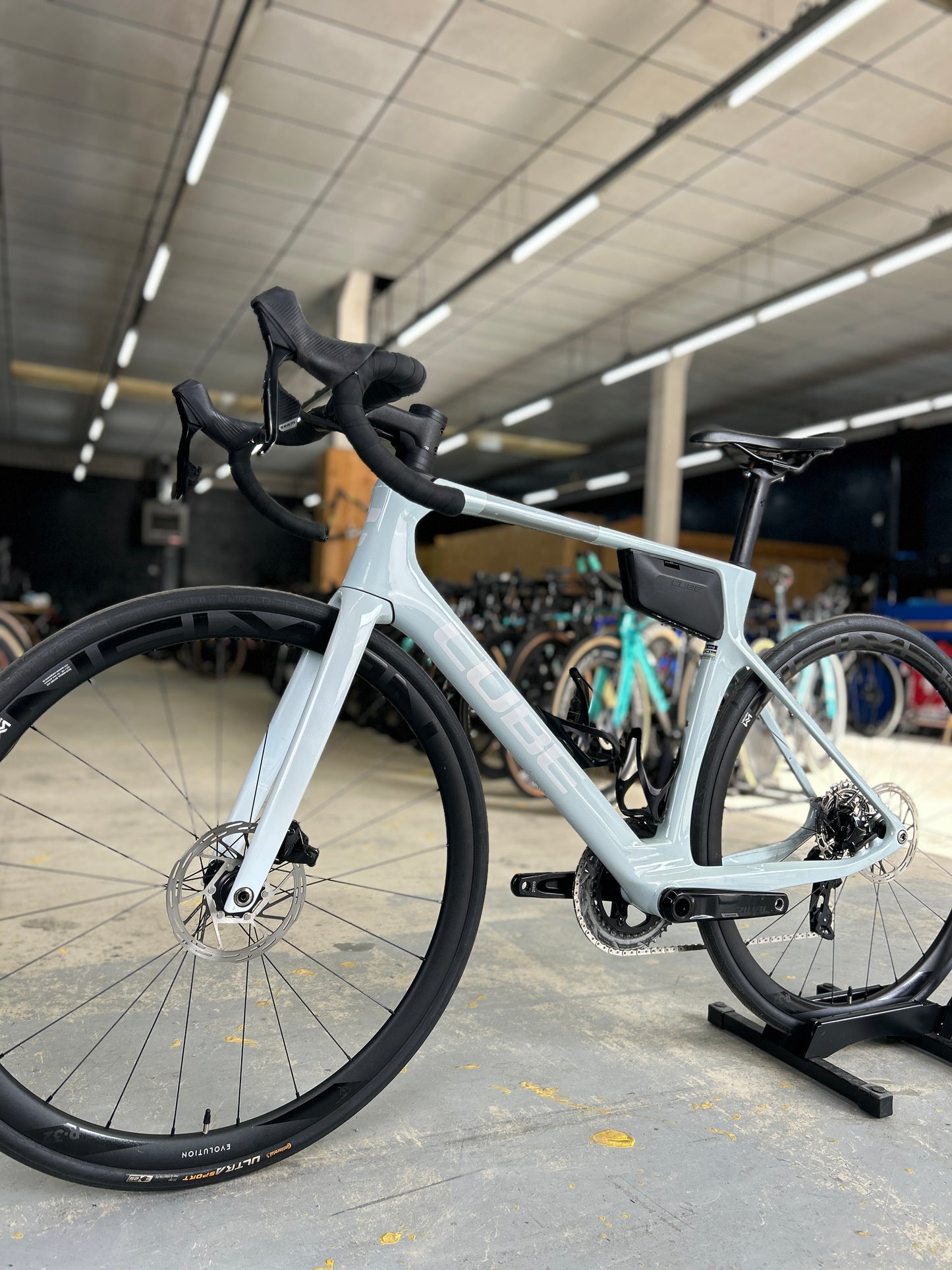 Cube Agree C:62 AXS Carbon Road Bike