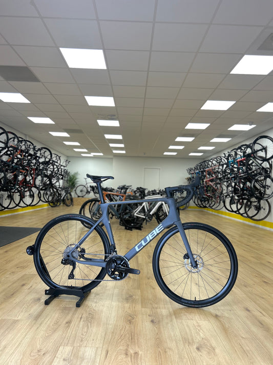 Cube Agree Di2 Carbon Race Bike